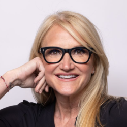 Mel Robbins profile-photo